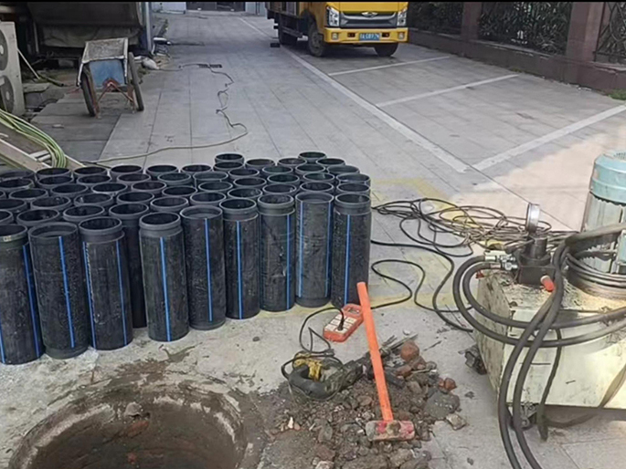 秦皇岛PE置换管厂家 DN315置换管 非开挖管短管置换